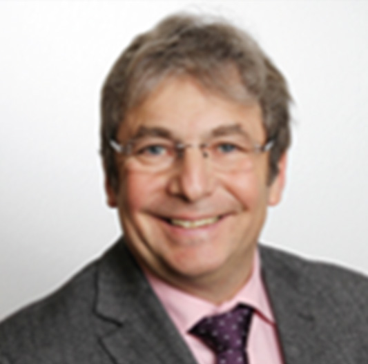 vorstand_simon-charles